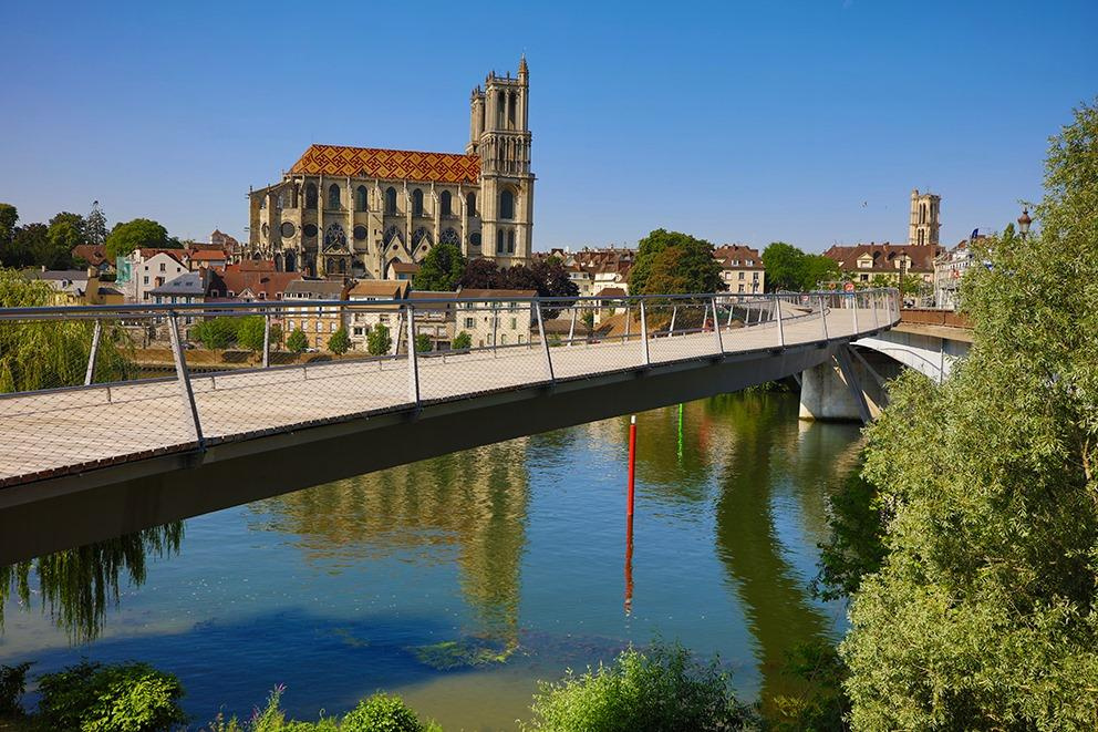 Travail à domicile à Mantes-la-Jolie (78200)