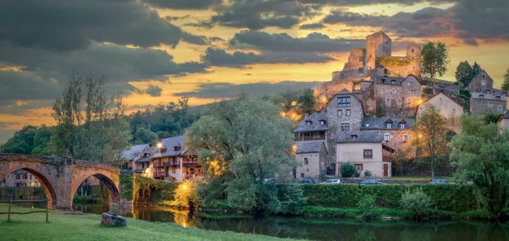 Travail à domicile en Aveyron (12)