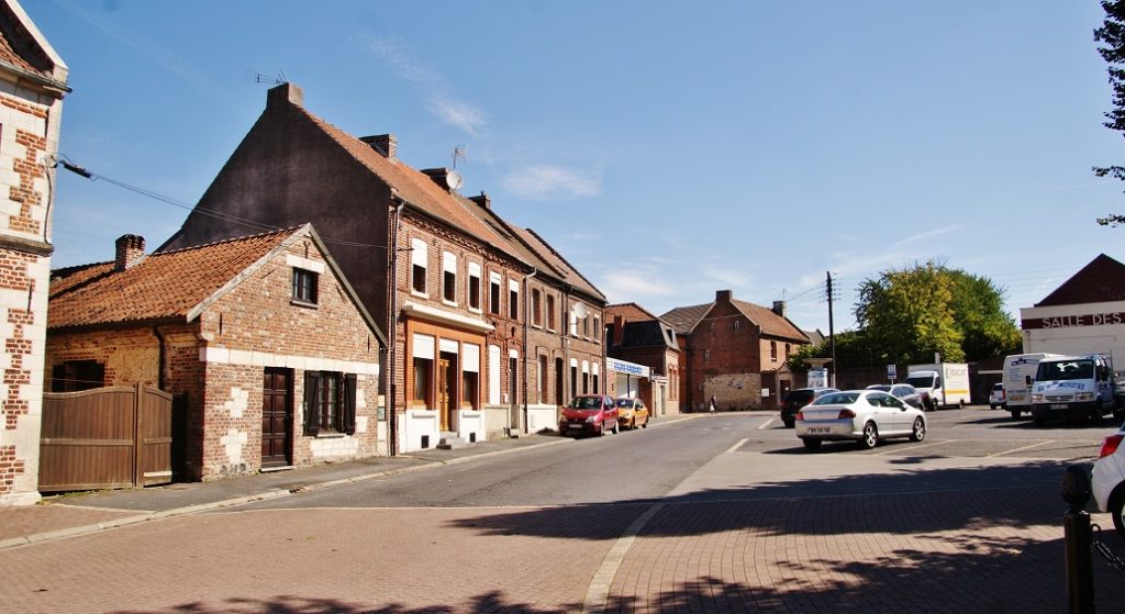 Travail à domicile à Douchy-les-Mines (59282)